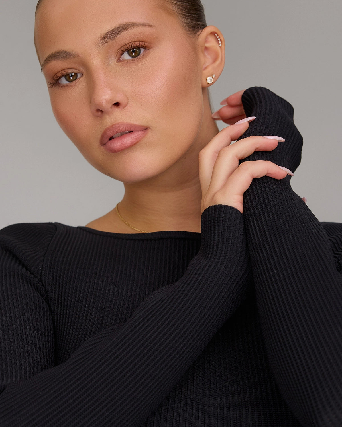 Long Sleeve Top in Black, photo 5
